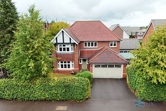 4 Bedroom Detached House For Sale In Dunbabin Road, Childwall, L15