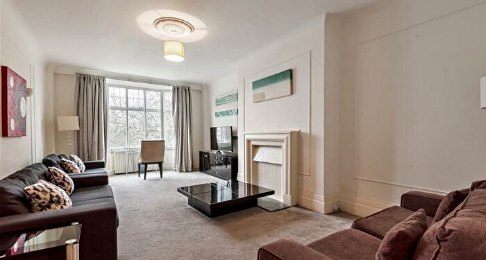 5 Bedroom Property To Rent In Park Road, London, NW8