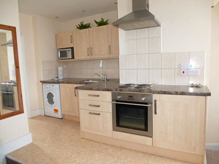 1 Bedroom Apartment To Rent In Flat C, George Street, Reading, Berkshire, RG1