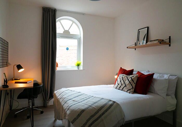 10 Bedroom Flat To Rent In Thesiger Street, Lincoln, LN5