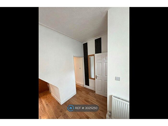 2 Bedroom Terraced House To Rent In Pennington Road, Liverpool, L21