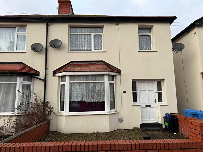3 Bedroom Semi-Detached House To Rent In Ellis Avenue, Rhyl, Denbighshire, LL18