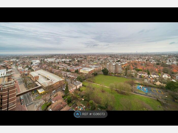 1 Bedroom Flat To Rent In Aspects, Sutton, SM1