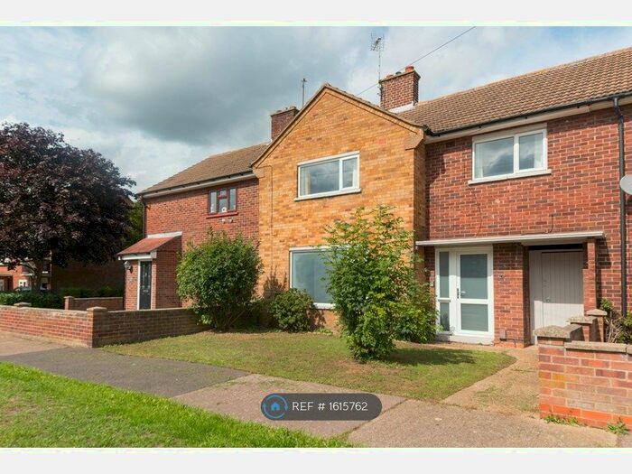 5 Bedroom Terraced House To Rent In Hickory Avenue, Colchester, CO4