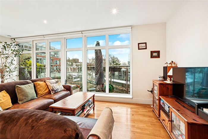 3 Bedroom Flat For Sale In Moreton Street, London, SW1V