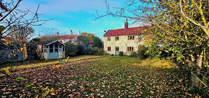 3 Bedroom Semi-Detached House For Sale In Vicarage Lane, Mettingham, Bungay, NR35