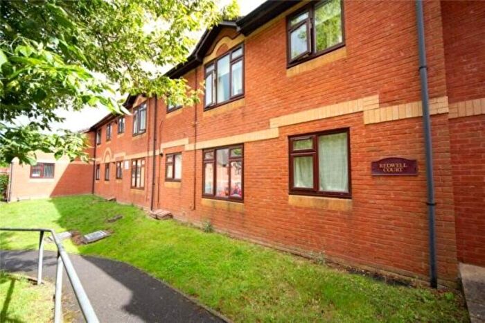 2 Bedroom Flat For Sale In Ty-Gwyn Road, Penylan, Cardiff, CF23