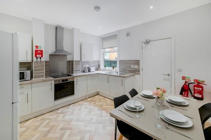 3 Bedroom Terraced House To Rent In Imperial Road, Beeston, Nottingham, NG9