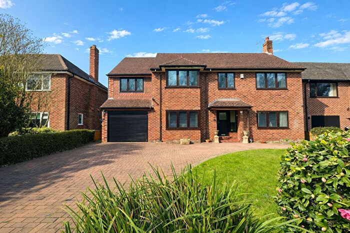 4 Bedroom Detached House For Sale In Poulton Road, Wirral, CH63