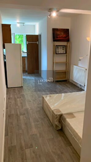 1 Bedroom Studio To Rent In Wesley Avenue, North West, London, NW10