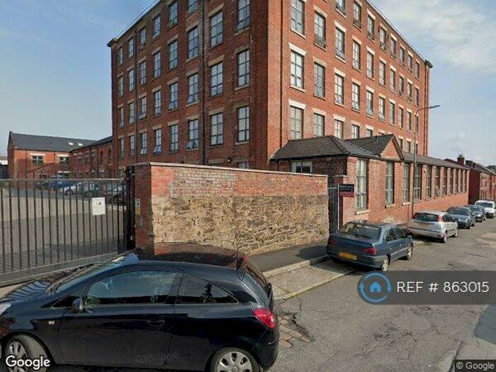2 Bedroom Flat To Rent In Atlas Mill, Bolton, BL1