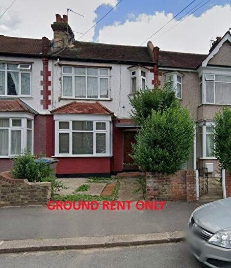 Property For Sale In Freehold And Ground Rent Of Lonsdale Avenue, Wembley, HA9