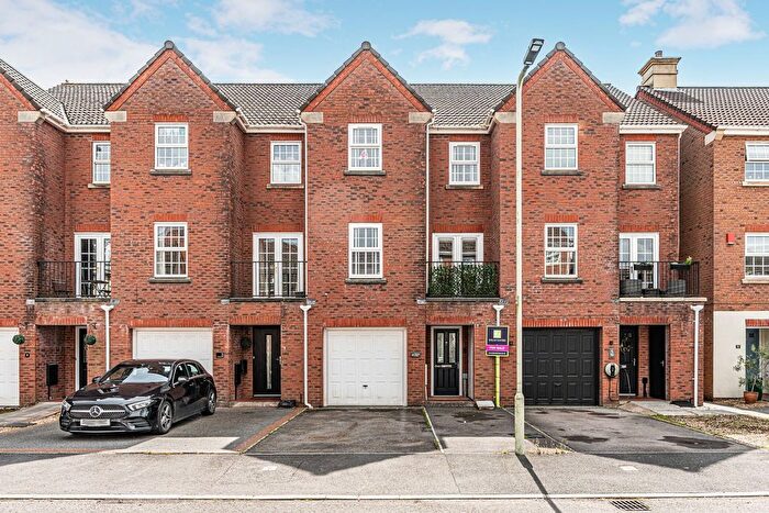 4 Bedroom Terraced House For Sale In Fleming Walk, Church Village, CF38