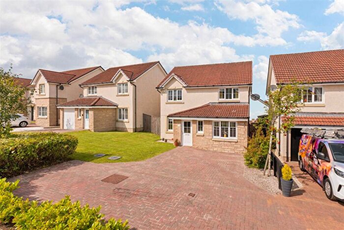 4 Bedroom Detached House For Sale In Old Pit Road, Heartlands, Whitburn, EH47