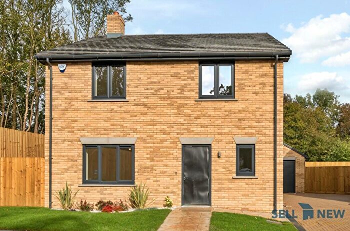 4 Bedroom Detached House For Sale In ** Corner Plot** Kings Close, SG11