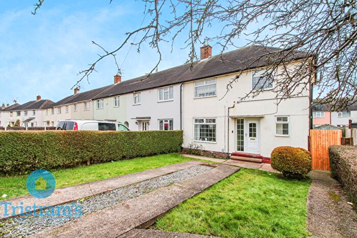 3 Bedroom Semi-Detached House To Rent In Bournmoor Avenue, Clifton, Nottingham, NG11