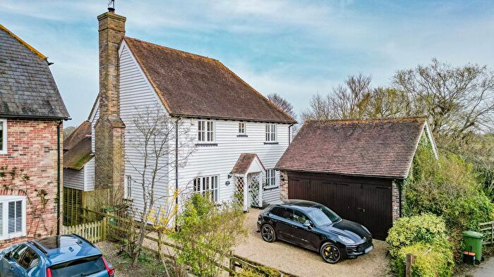 4 Bedroom Detached House For Sale In Couchman Green Lane, Staplehurst, Tonbridge, TN12