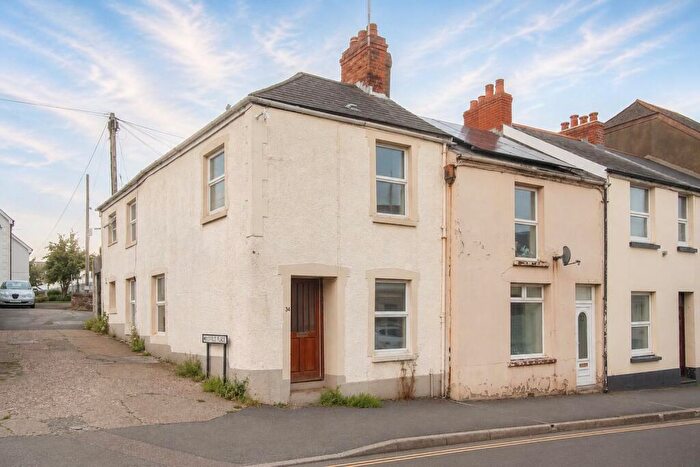 2 Bedroom End Of Terrace House For Sale In Meddon Street, Bideford, EX39