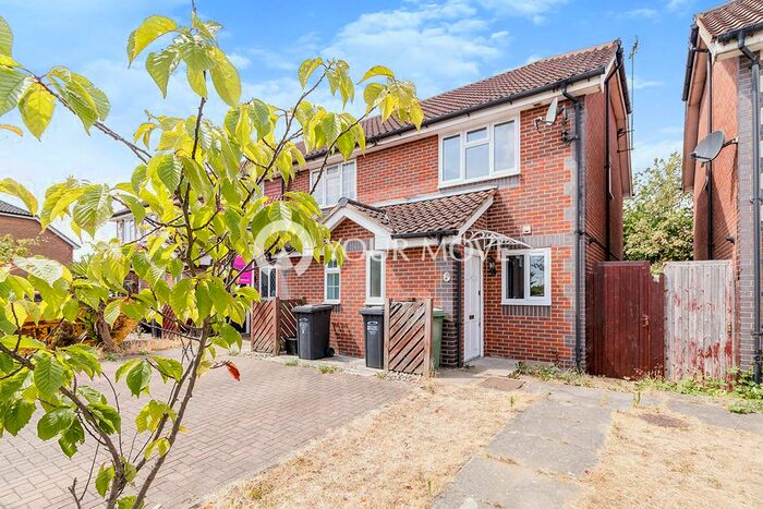 2 Bedroom Semi-Detached House To Rent In Mccuddon Road, Dartford, Kent, DA1