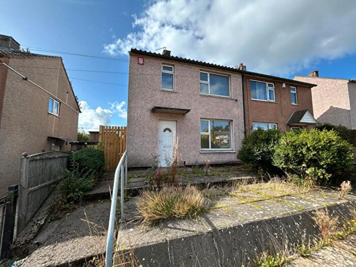 2 Bedroom Semi Detached House To Rent In Lymington Drive, Bradford, West Yorkshire, BD4