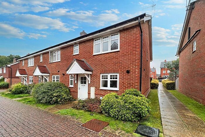 3 Bedroom End Terrace House To Rent In Worsfield Road, Broadbridge Heath, Horsham, RH12