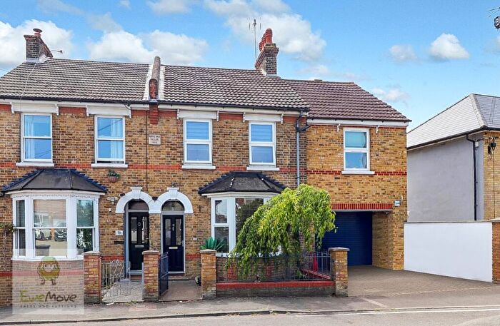4 Bedroom Semi-Detached House For Sale In Main Road, Hoo, Rochester, ME3