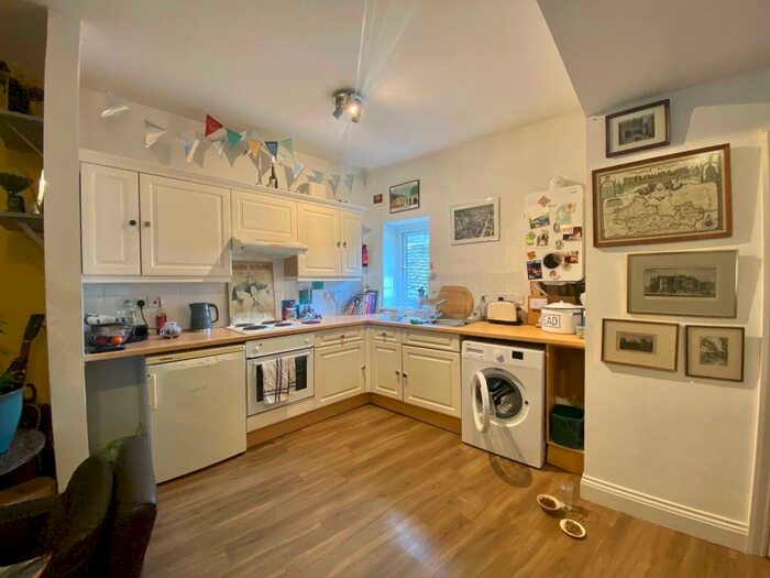 1 Bedroom Apartment To Rent In Friday Street, Henley On Thames, RG9