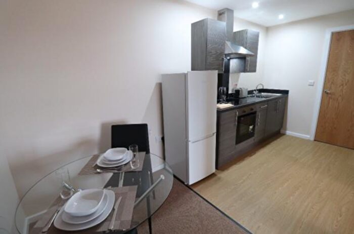1 Bedroom Flat To Rent In Pellon Lane, Halifax, HX1