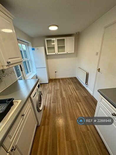 2 Bedroom End Of Terrace House To Rent In Howard Close, Loughton, IG10