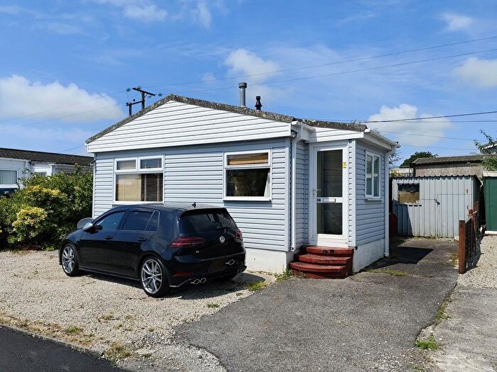 2 Bedroom Mobile/park Home For Sale In Pedna Carne, Higher Fraddon, TR9