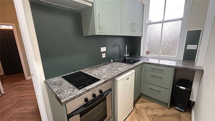 1 Bedroom Semi-Detached House To Rent In Pendene Road, Stoneygate, Leicester, LE2