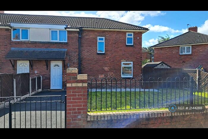 3 Bedroom Semi-Detached House To Rent In Cardinal Avenue, Leeds, LS11