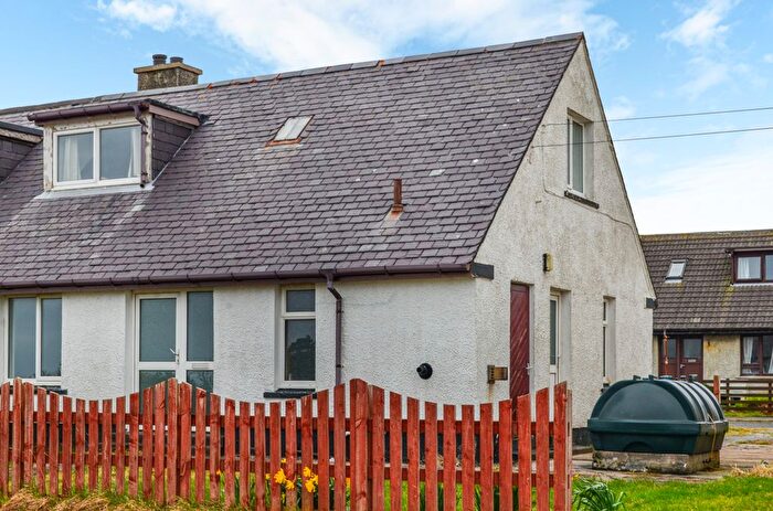 3 Bedroom Semi-Detached House For Sale In Airdhantuim, HS2