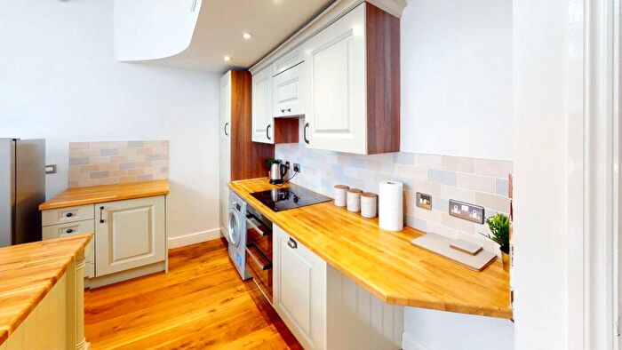 2 Bedroom Duplex To Rent In Clarence Street, Liverpool, L3