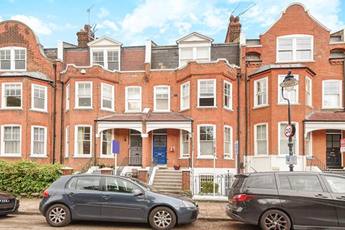 2 Bedroom Apartment To Rent In Highgate, London, N6