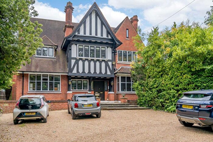 2 Bedroom Apartment For Sale In Frith Grange, Frithwood Avenue, Northwood, HA6