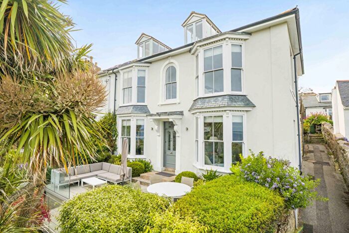 4 Bedroom End Of Terrace House For Sale In Bellair Terrace, St. Ives, Cornwall, TR26