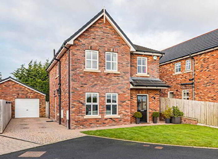 4 Bedroom Detached House For Sale In Richmond Grove, Lisburn, BT28