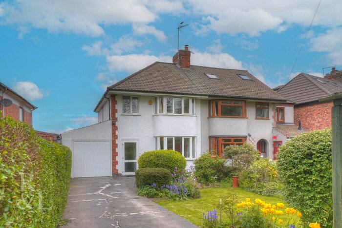 3 Bedroom Semi-Detached House For Sale In Loughborough Road, Bunny, Nottingham, NG11