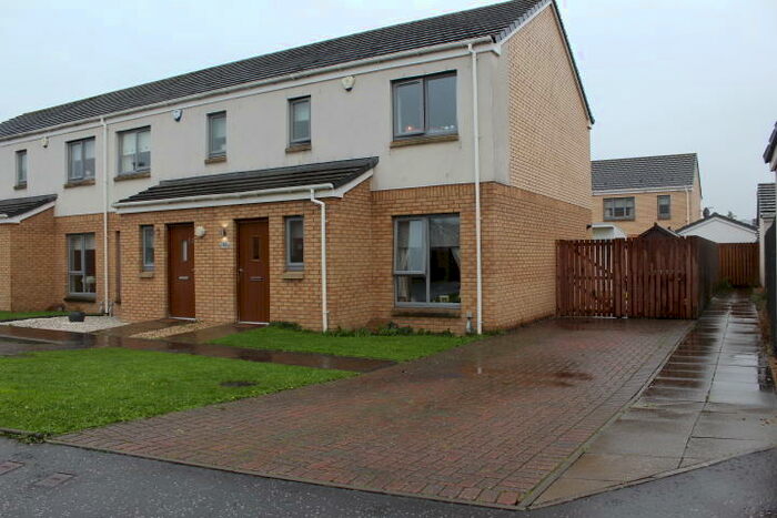 3 Bedroom End Of Terrace House To Rent In Ballochmyle Wynd Carnbroe Coatbridge, ML5