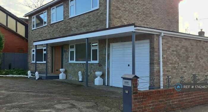 3 Bedroom Detached House To Rent In London Road, Benfleet, SS7