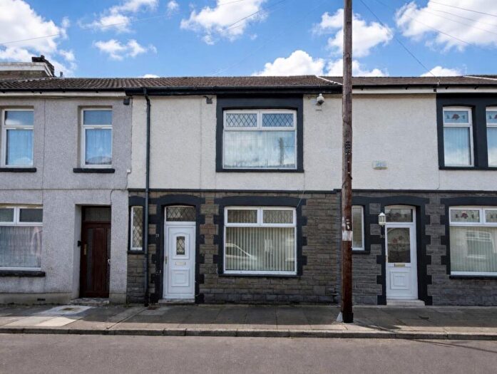 3 Bedroom Terraced House For Sale In William Street, Abercynon, Mountain Ash, CF45