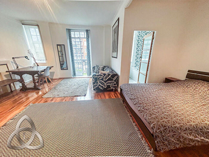 Studio To Rent In Mortimer Court, Abbey Road, St Johns Wood, NW8