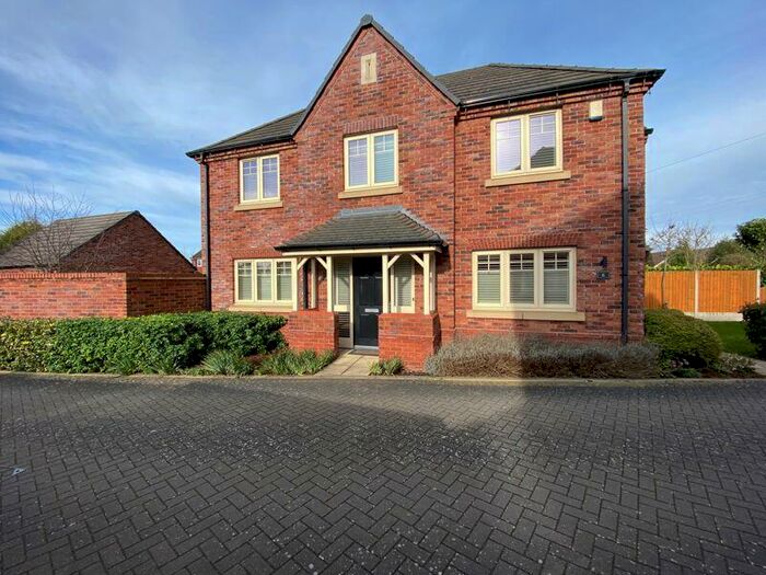 4 Bedroom Detached House To Rent In Ryton Gardens, Bedworth, CV12
