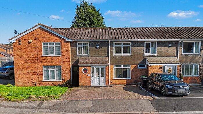 3 Bedroom Terraced House For Sale In Oakwood Road, Hollywood, Birmingham, B47