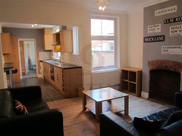 4 Bedroom Terraced House To Rent In Noel Street, Westcotes, Leicester, LE3