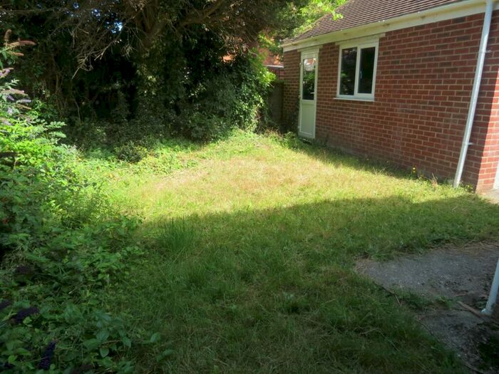 4 Bedroom House To Rent In Bedroom House In Winton, BH9