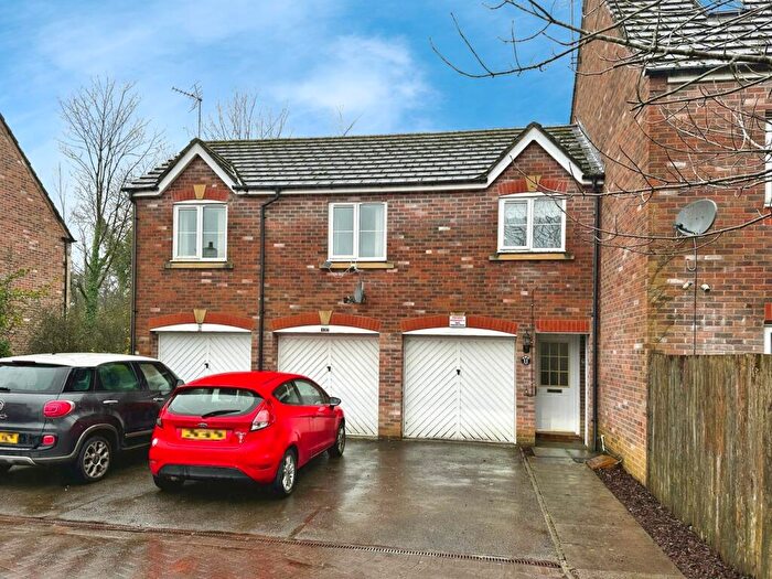 1 Bedroom Terraced House For Sale In River Way, Brynmenyn, Bridgend, CF32