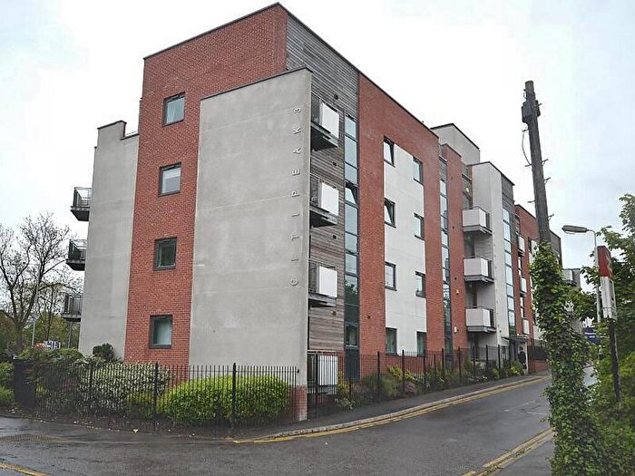 2 Bedroom Apartment To Rent In Wilmslow Road, Didsbury, M20