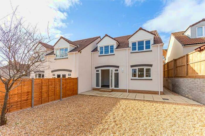 3 Bedroom Property To Rent In Blue Falcon Road, Kingswood, Bristol BS15